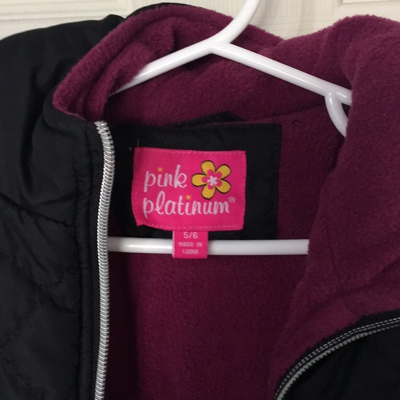 Snowsuit with matching jacket. Size 5/6 - Picture 5 of 6